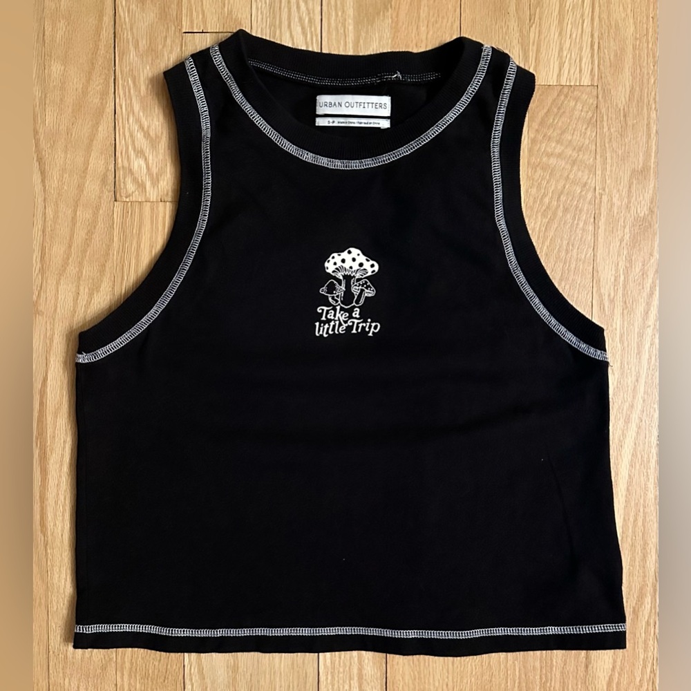 Urban Outfitters "Take a Little Trip" Mushroom Cropped Clack Tank Top, Size S